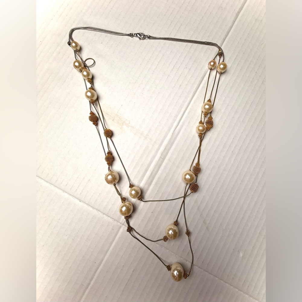 Vintage‎ Multi Strand Necklace Faux Pearl Silver Gold Tone Metal Coiled Beads